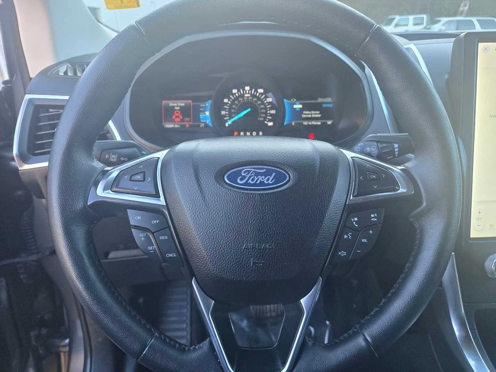Used 2024  Ford Titanium image 28