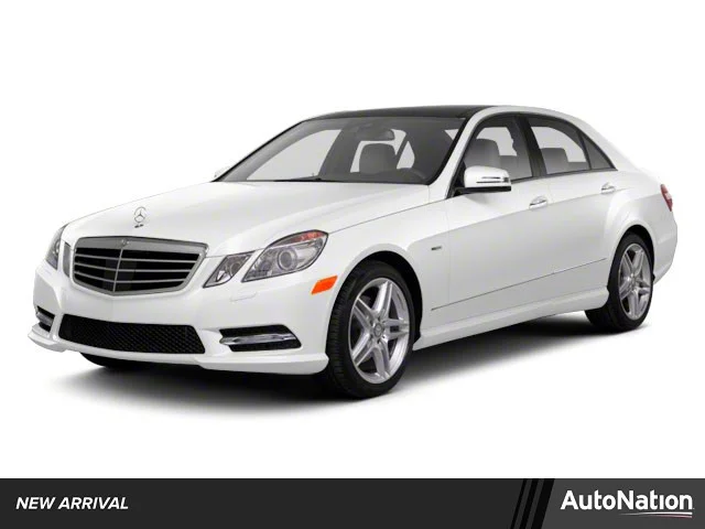 2011 Mercedes-Benz E-Class's photo
