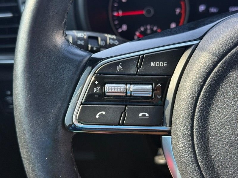 Used 2021 Snow White Pearl Kia EX image 20