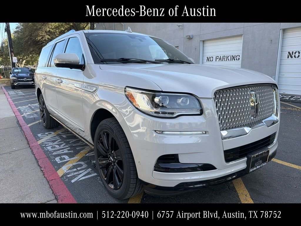2023 Lincoln Navigator L