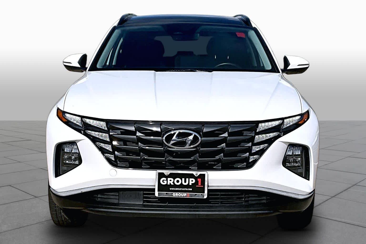 Used 2023 Serenity White Pearl Hyundai SEL Convenience image 4