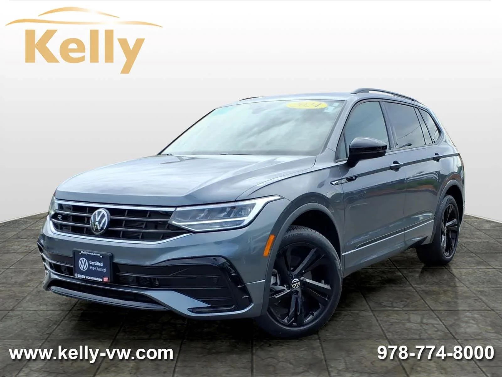 2024 Volkswagen Tiguan 2.0T SE R-Line Black 4Motion's photo