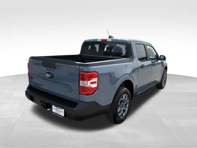 New 2026 Gray Ford XLT image 3