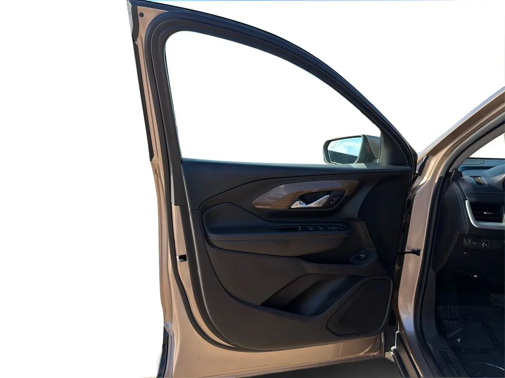 Used 2018 Coppertino Metallic GMC SLE image 20