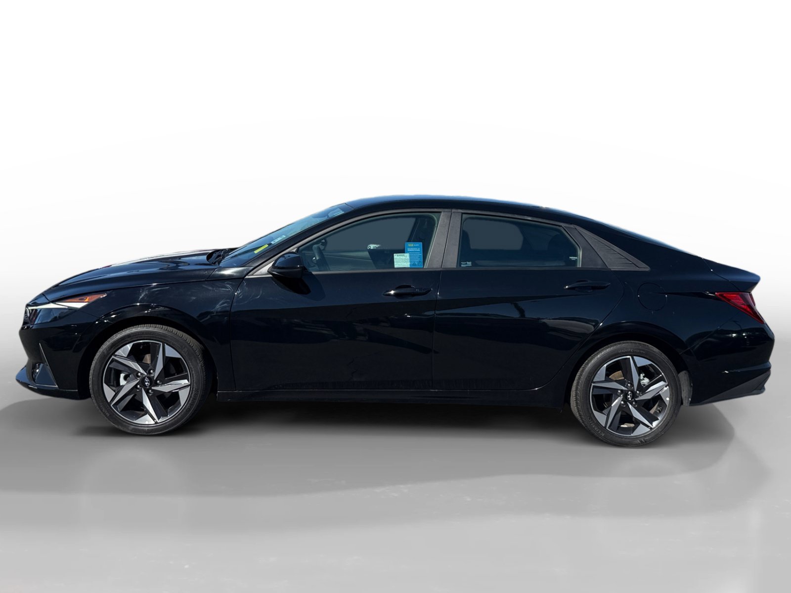 Certified Used 2023 Onyx Black Hyundai SEL image 2