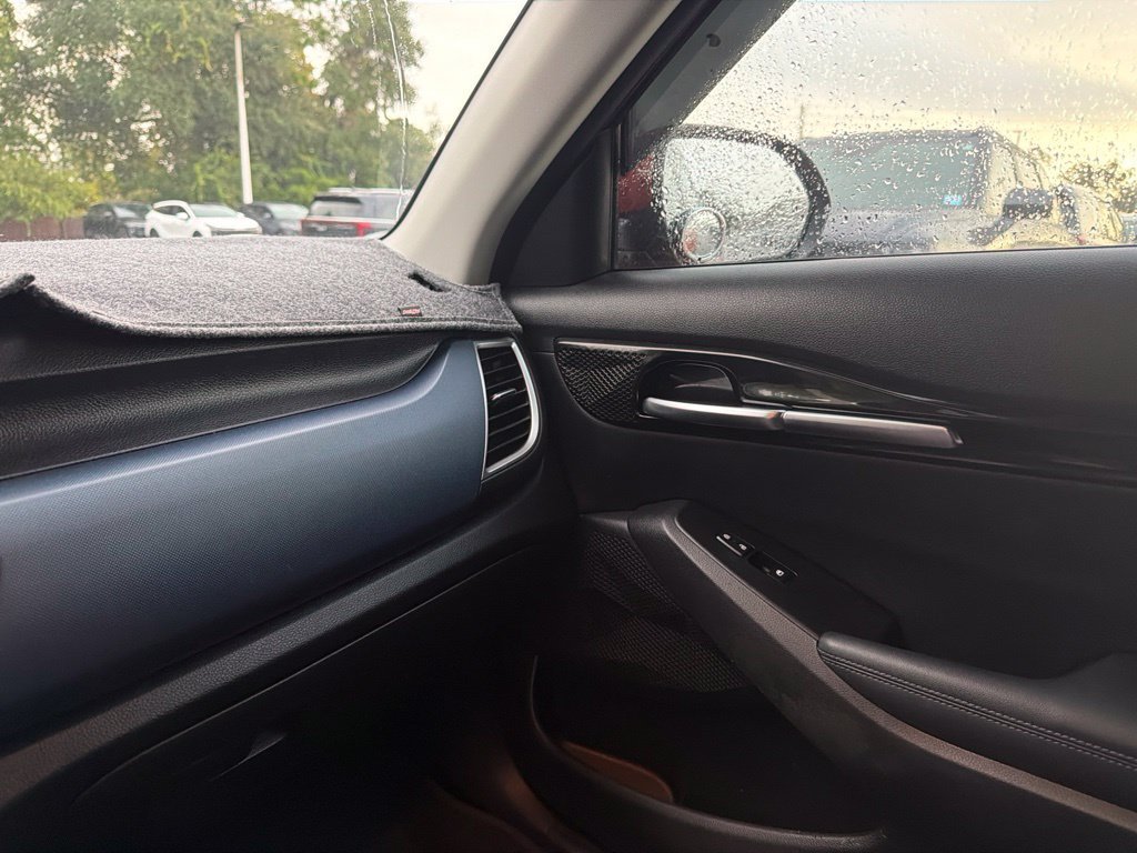 Certified Used 2021 Mars Orange Kia S image 16