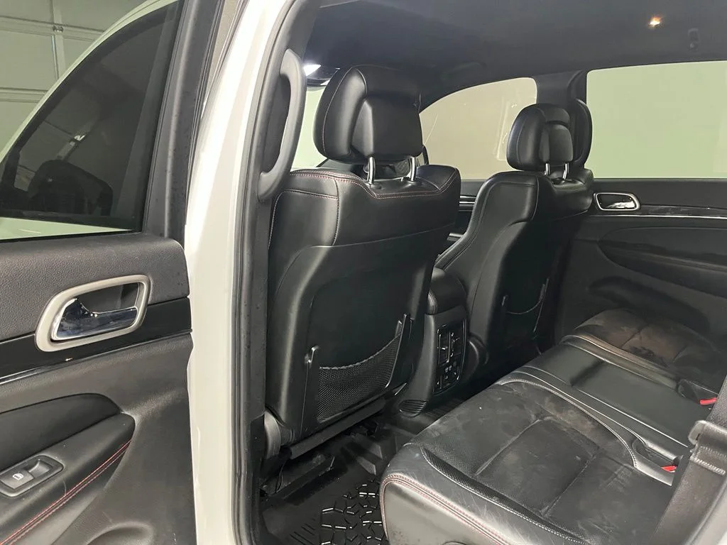 Used 2017 White Jeep Trailhawk image 44
