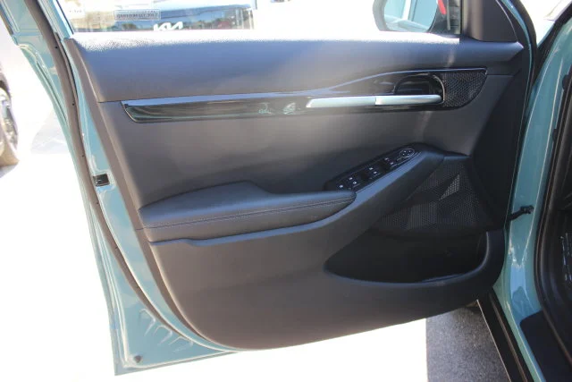 Used 2026 Blue Kia S image 21