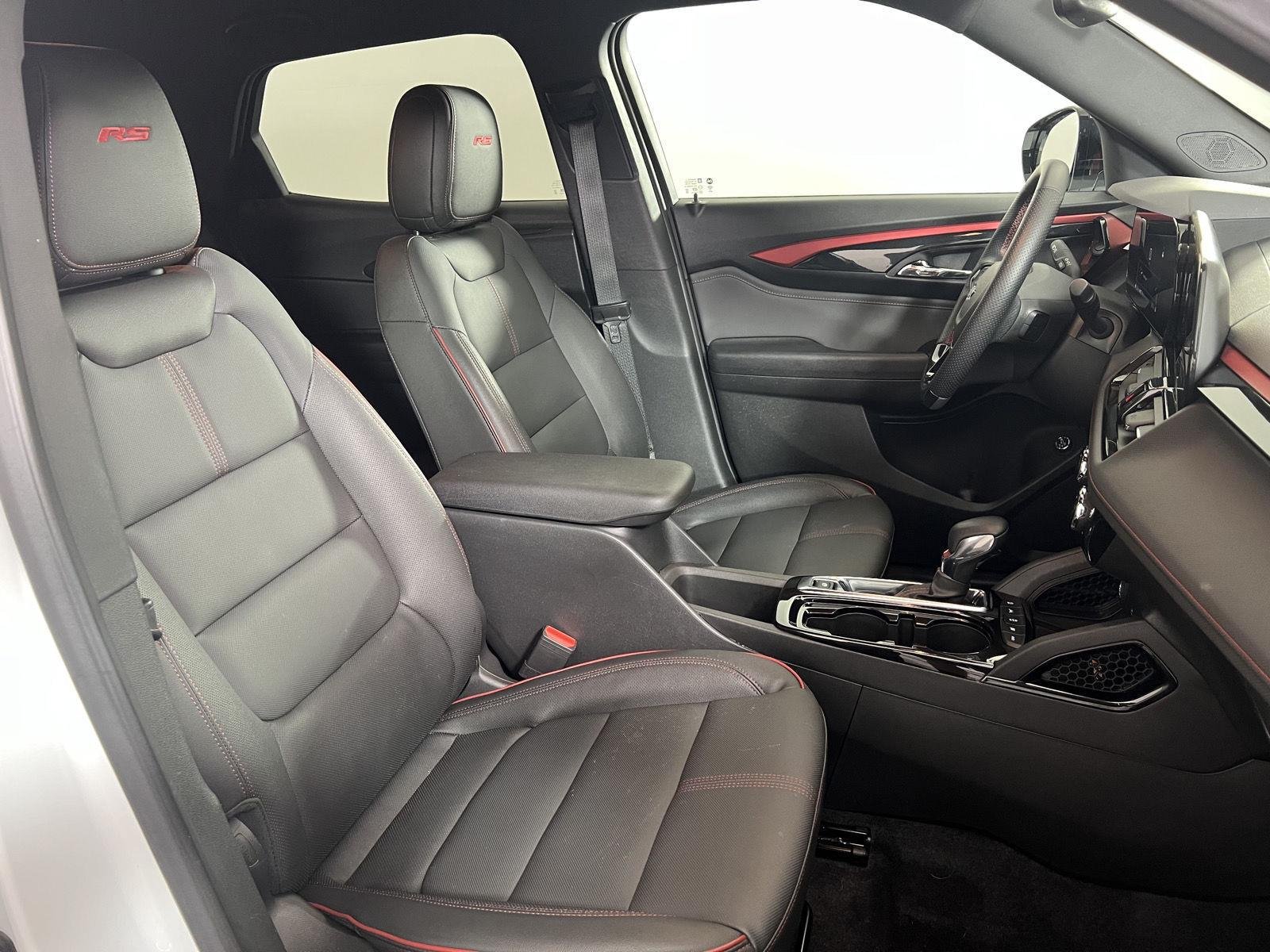 Used 2024 Summit White Chevrolet RS image 21