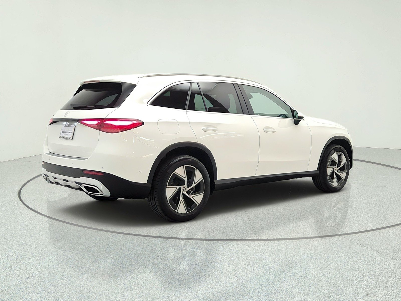 Certified Used 2023 Polar White Mercedes-Benz GLC 300 SUV image 5