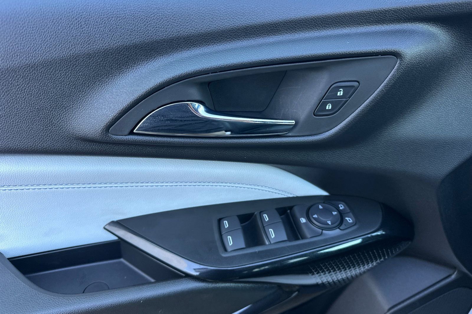 2026 Chevrolet Trax LT - Photo 11