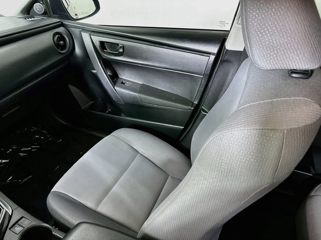 Used 2017 Black Sand Pearl Toyota L image 22