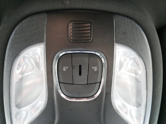 Used 2024 White Jeep Latitude image 20