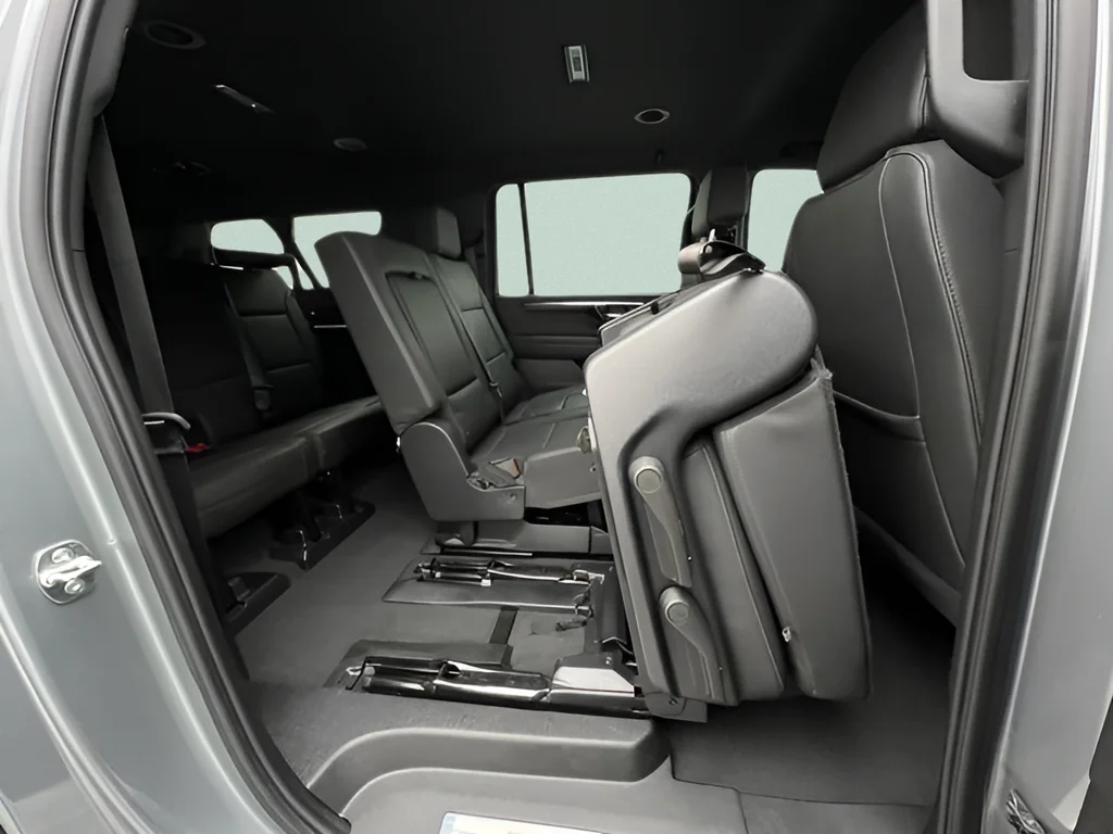 Used 2025 Sterling Gray Metallic Chevrolet Z71 image 21
