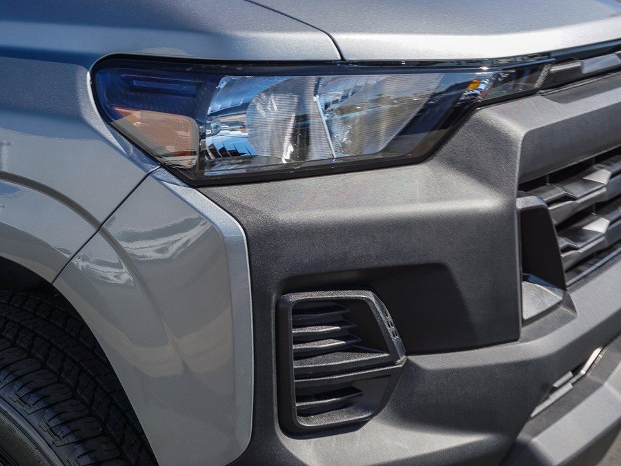 2026 Chevrolet Colorado Work Truck - Photo 10