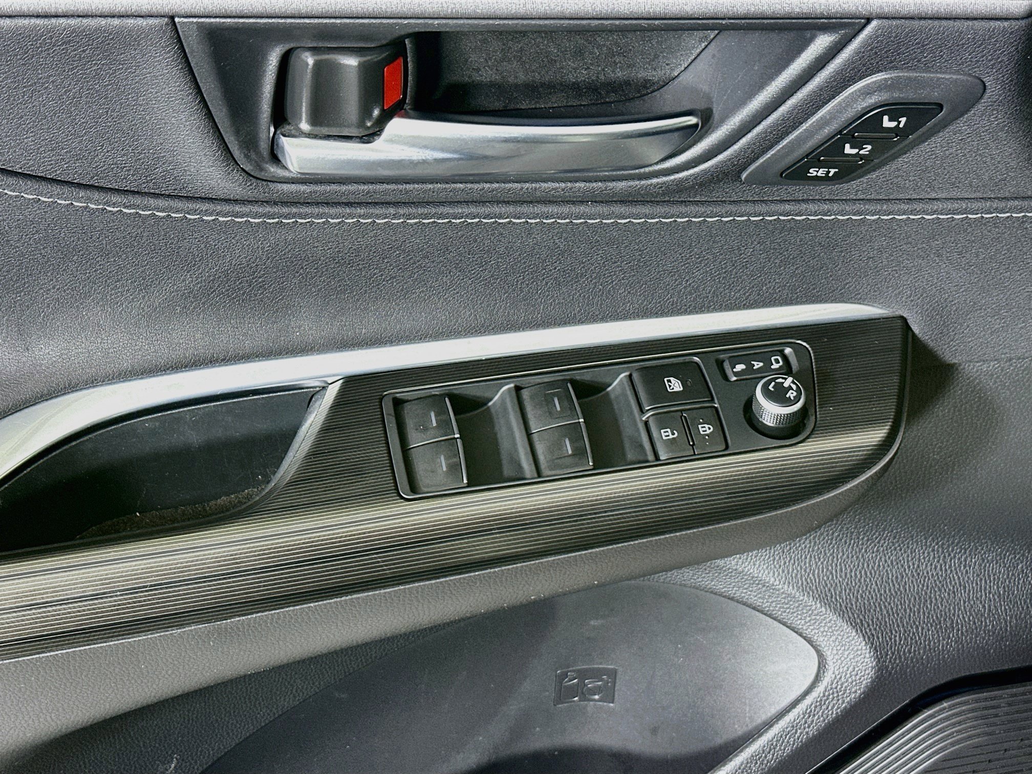 Used 2021 Titanium Toyota Limited image 14