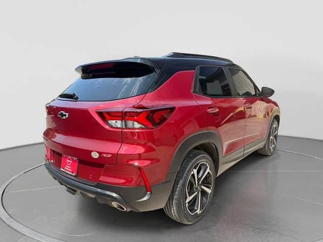 Used 2022 Red Chevrolet RS image 4
