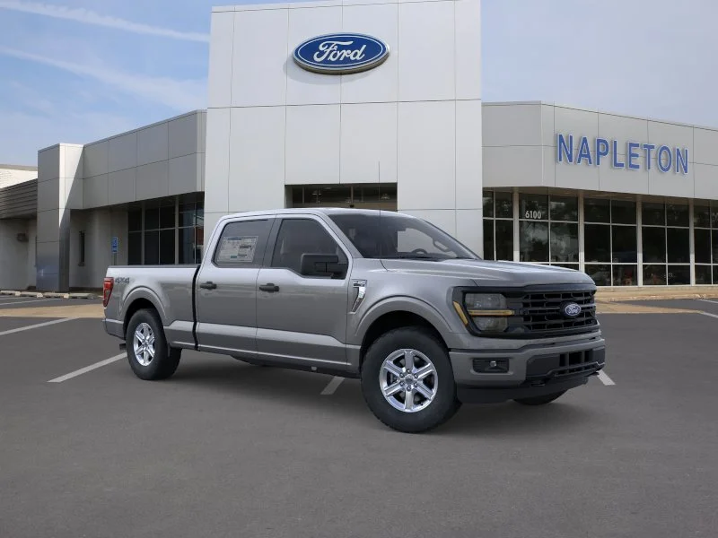 New 2026 Carbonized Gray Metallic Ford XLT image 43