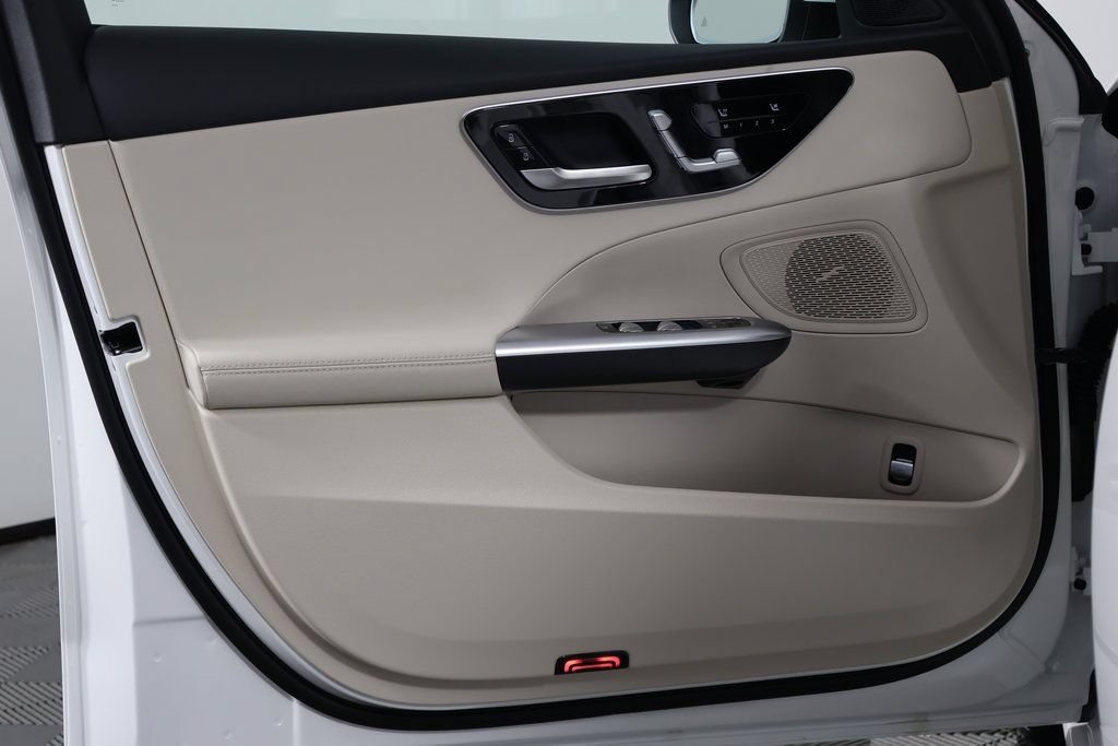 New 2026 Polar White Mercedes-Benz C 300 image 17