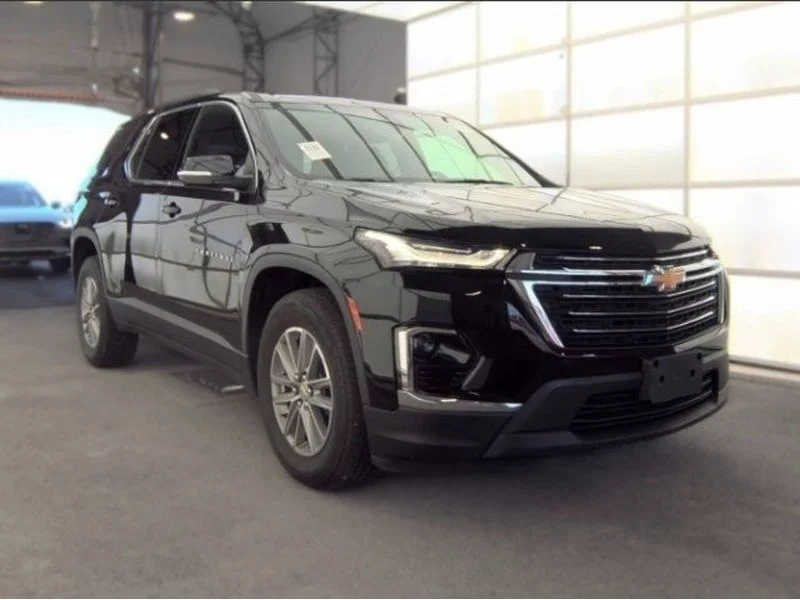 Used 2023 Mosaic Black Metallic Chevrolet LT Cloth image 4