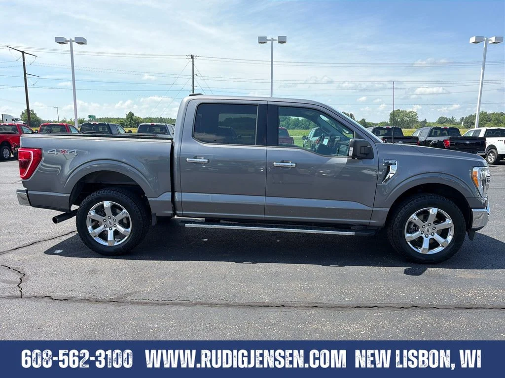 Used 2021 Gray Ford XLT image 6