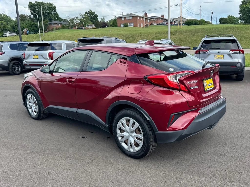 Used 2019 Red Toyota LE image 4