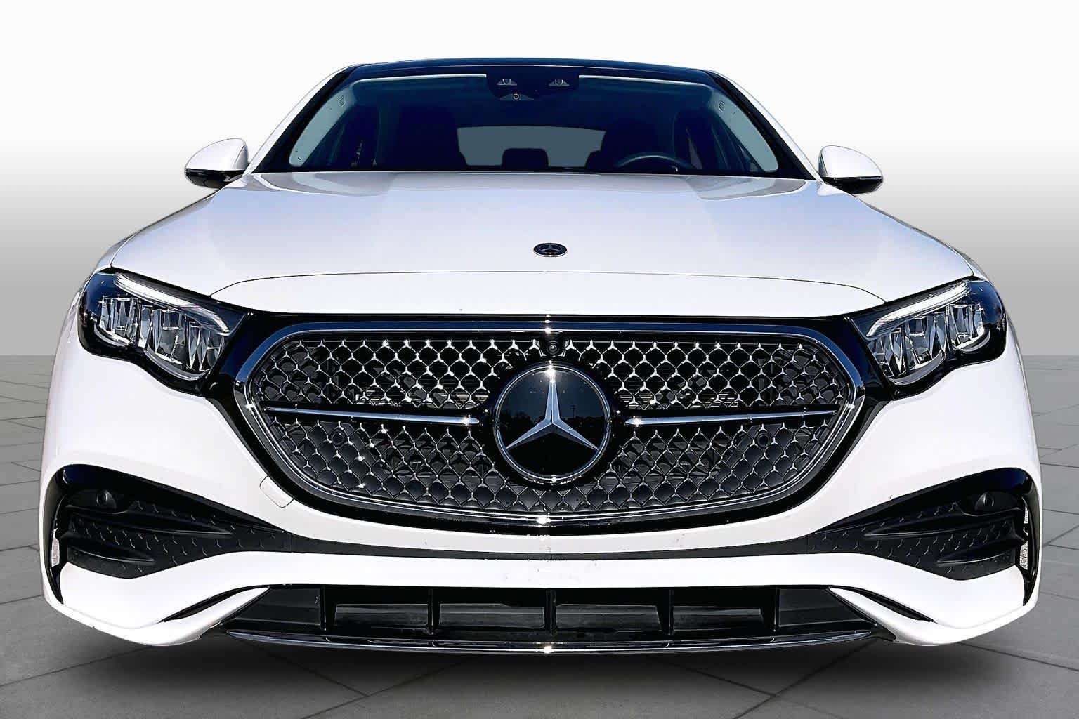 Certified Used 2026 Polar White Mercedes-Benz E 350 image 4