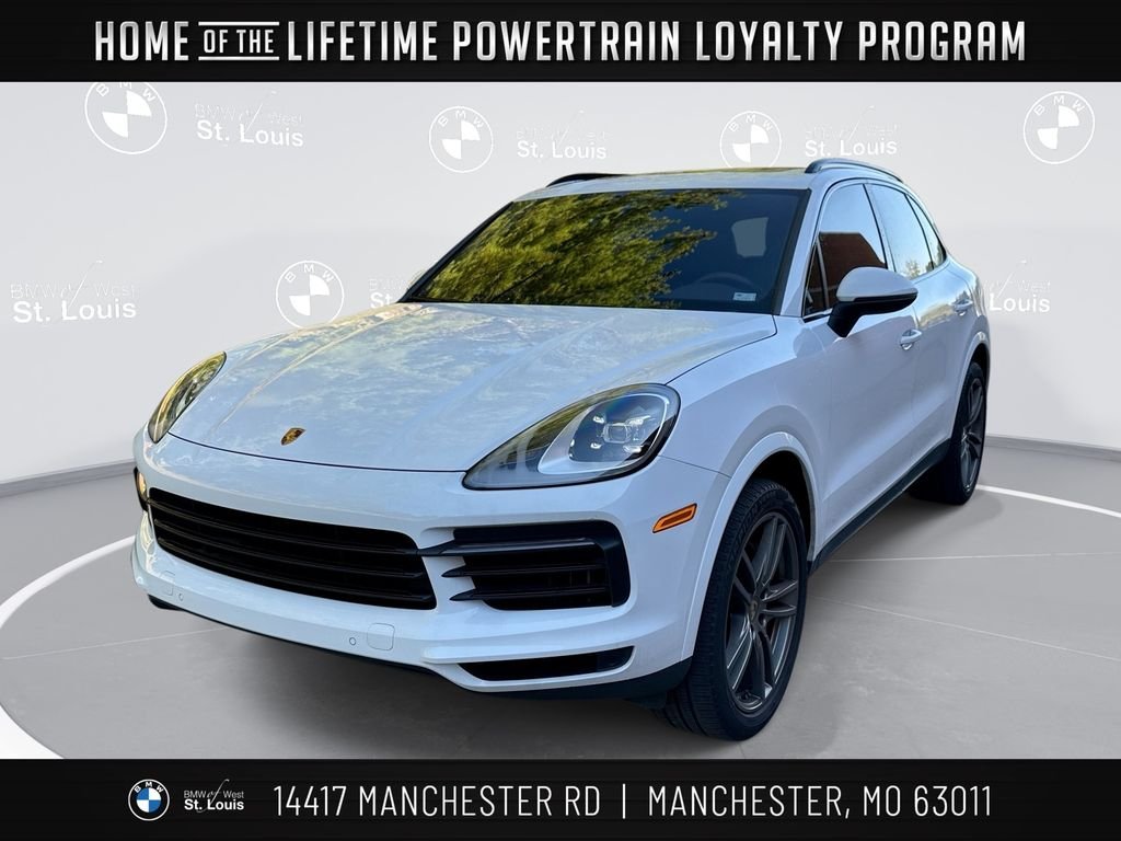 2022 Porsche Cayenne Base