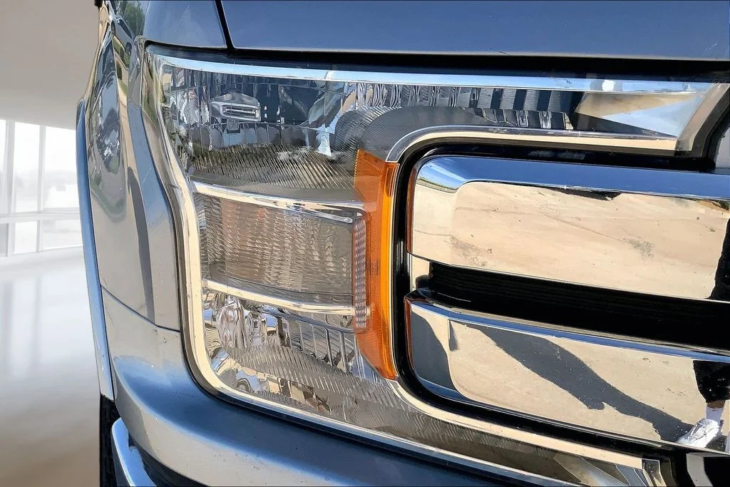 Used 2020 Silver Metallic Ford Lariat image 29