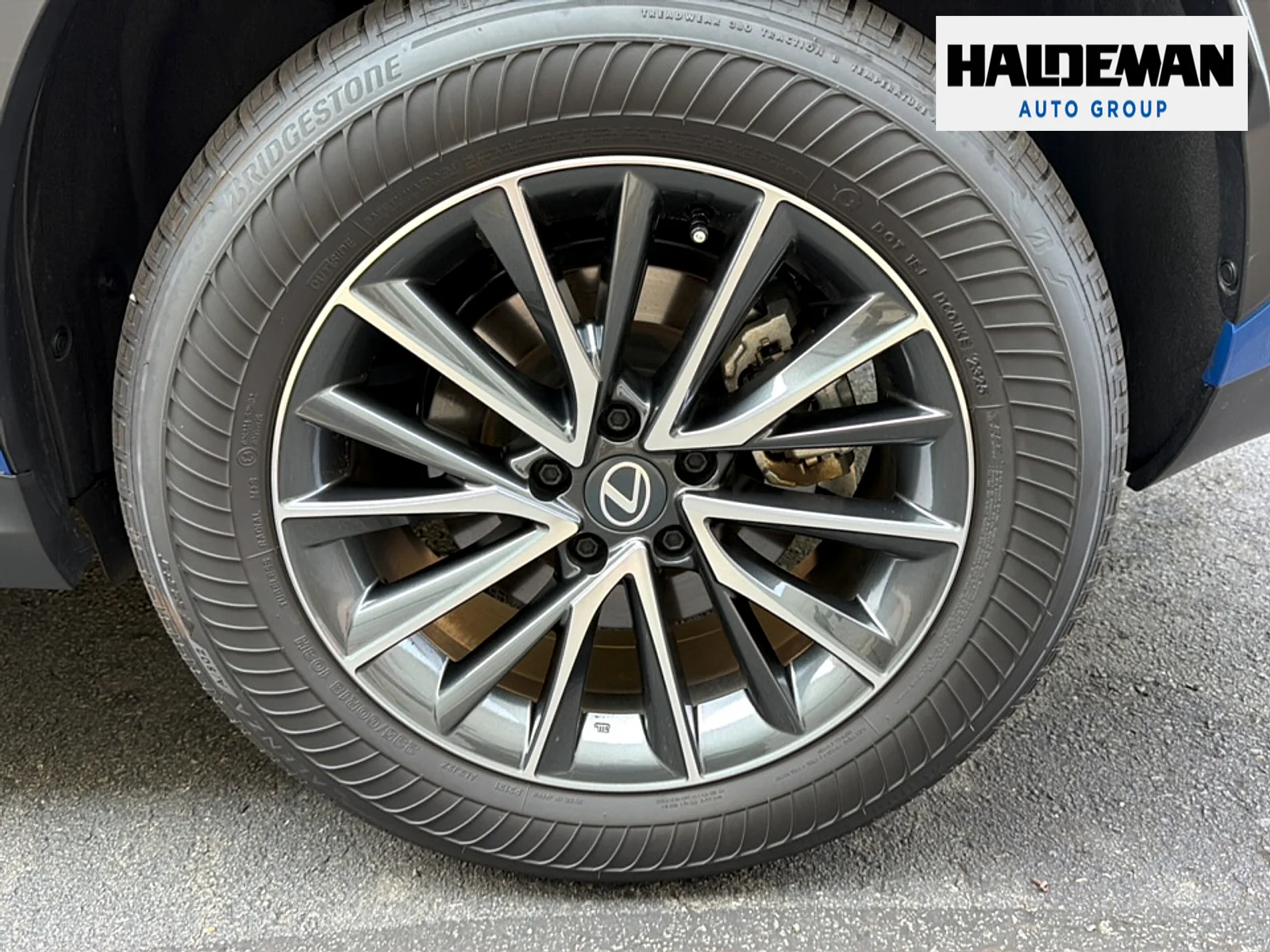 Used 2026 Grecian Water Lexus Premium image 8