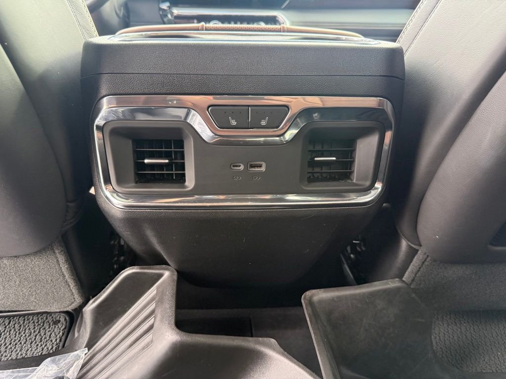 Used 2024 White Frost Tri-Coat GMC Denali Ultimate image 18