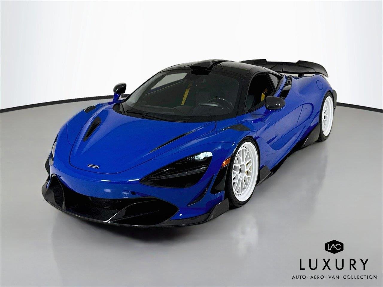 Used 2021 MSO Paris Blue / Miami Blue Wrap McLaren Performance | Full Ryft Body Kit | Carbon Steering Wheel | Exhaust | Custom Wheels image 4