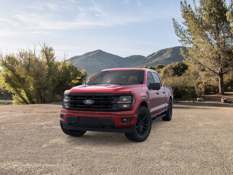 New 2026 Ruby Red Metallic Tinted Clearcoat Ford XLT image 4