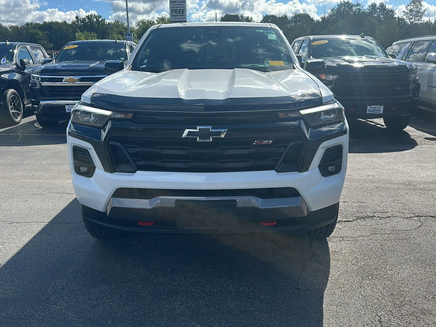 Used 2023 Summit White Chevrolet 4WD Z71 image 6