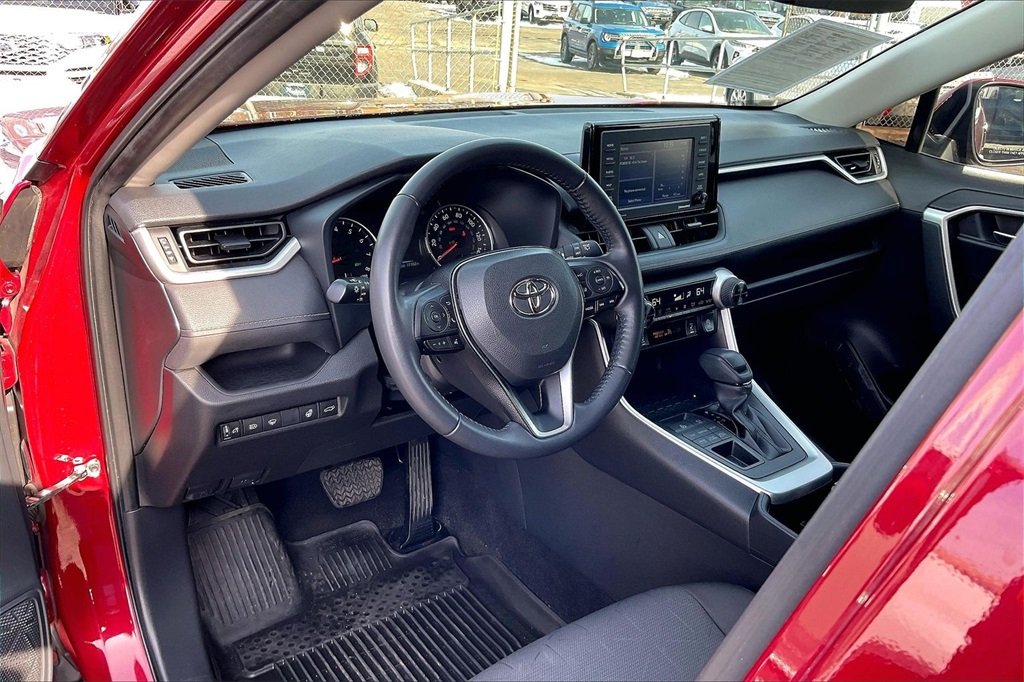 2022 TOYOTA RAV4 - Image 11