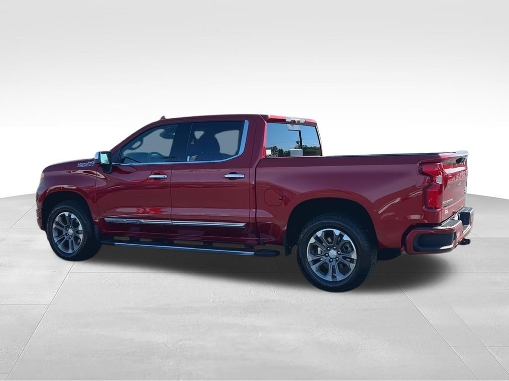 Used 2023 Red Chevrolet High Country image 6
