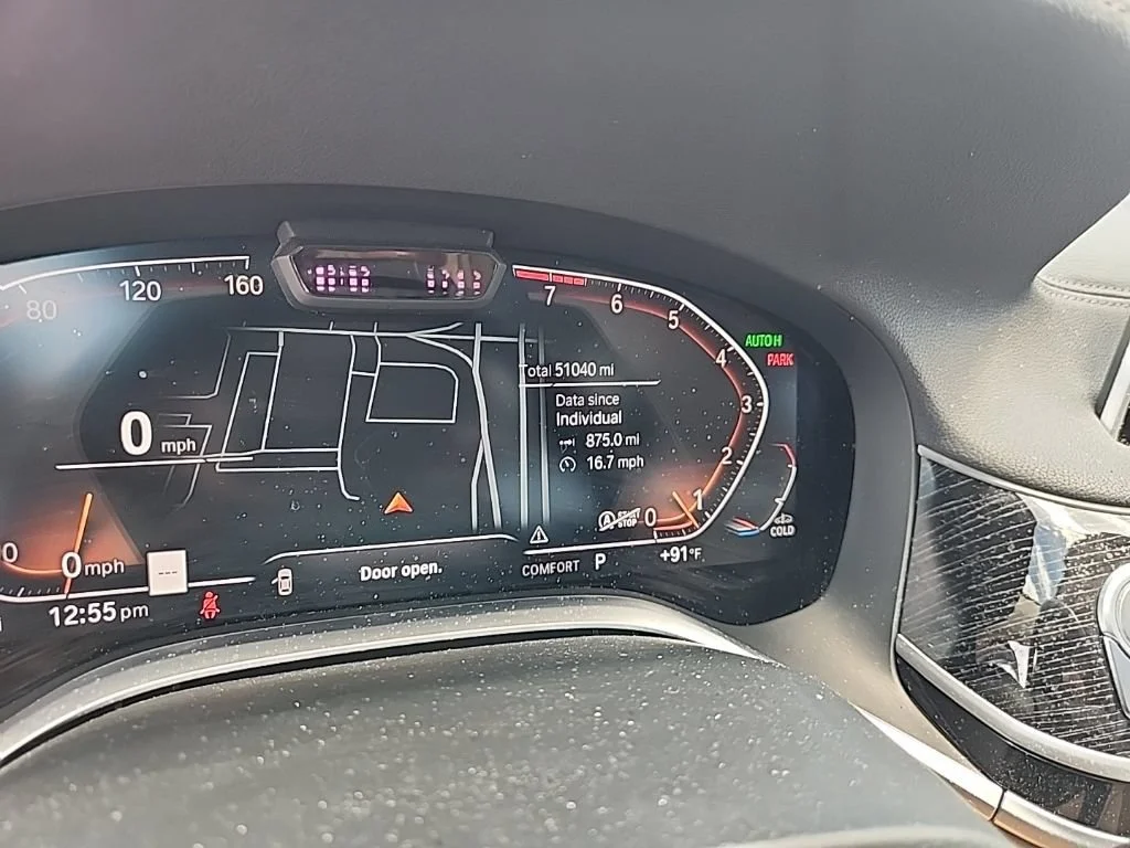 Used 2022 Bernina Grey Amber Effect Metallic BMW 740i image 5