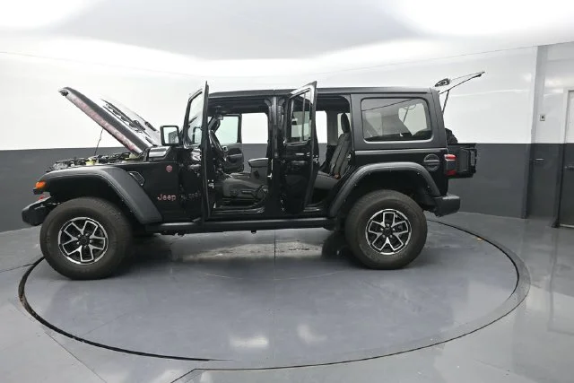 Used 2024 Black Jeep Rubicon image 33
