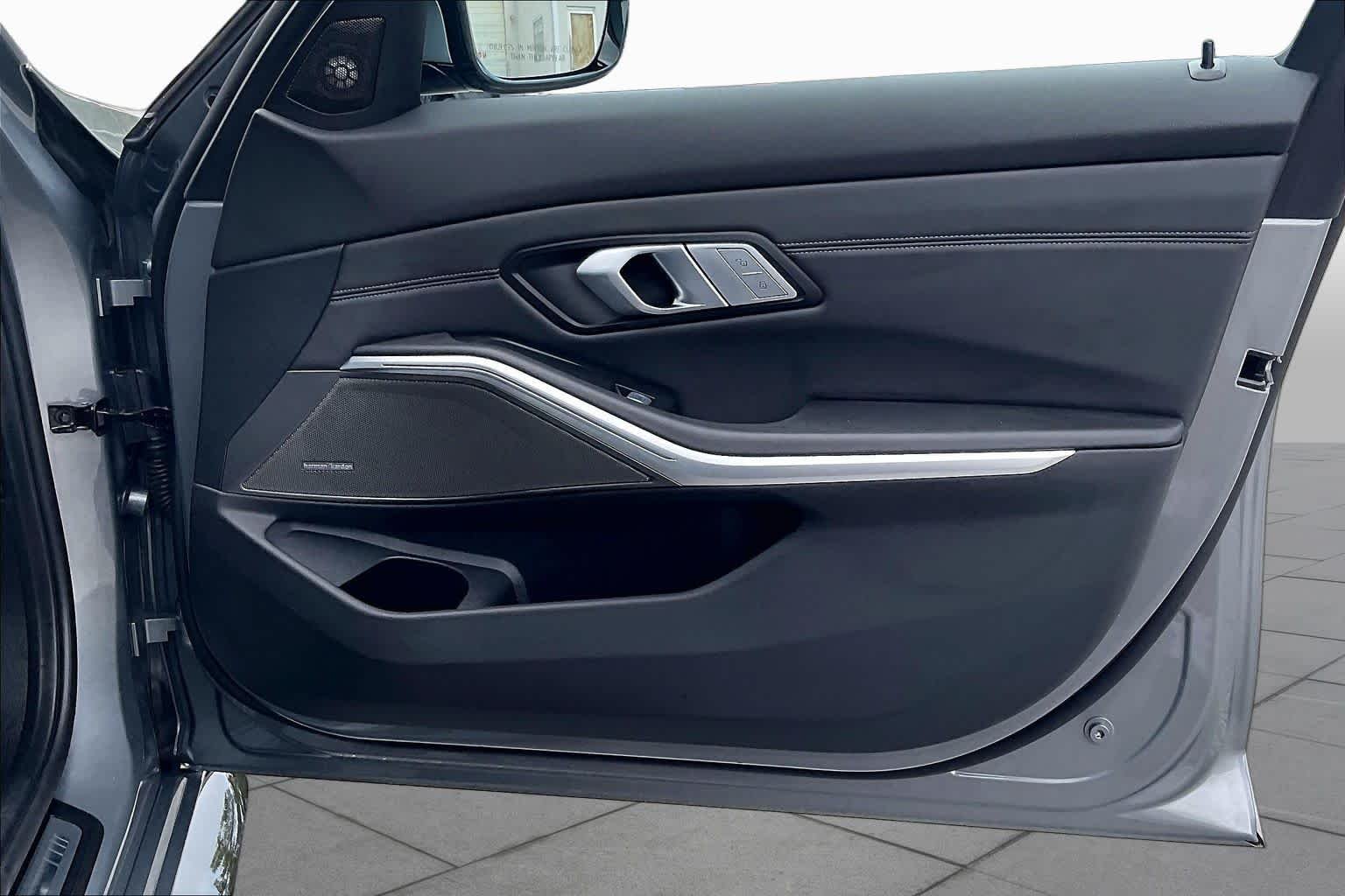 Used 2025 Skyscraper Gray Metallic BMW Competition xDrive image 24
