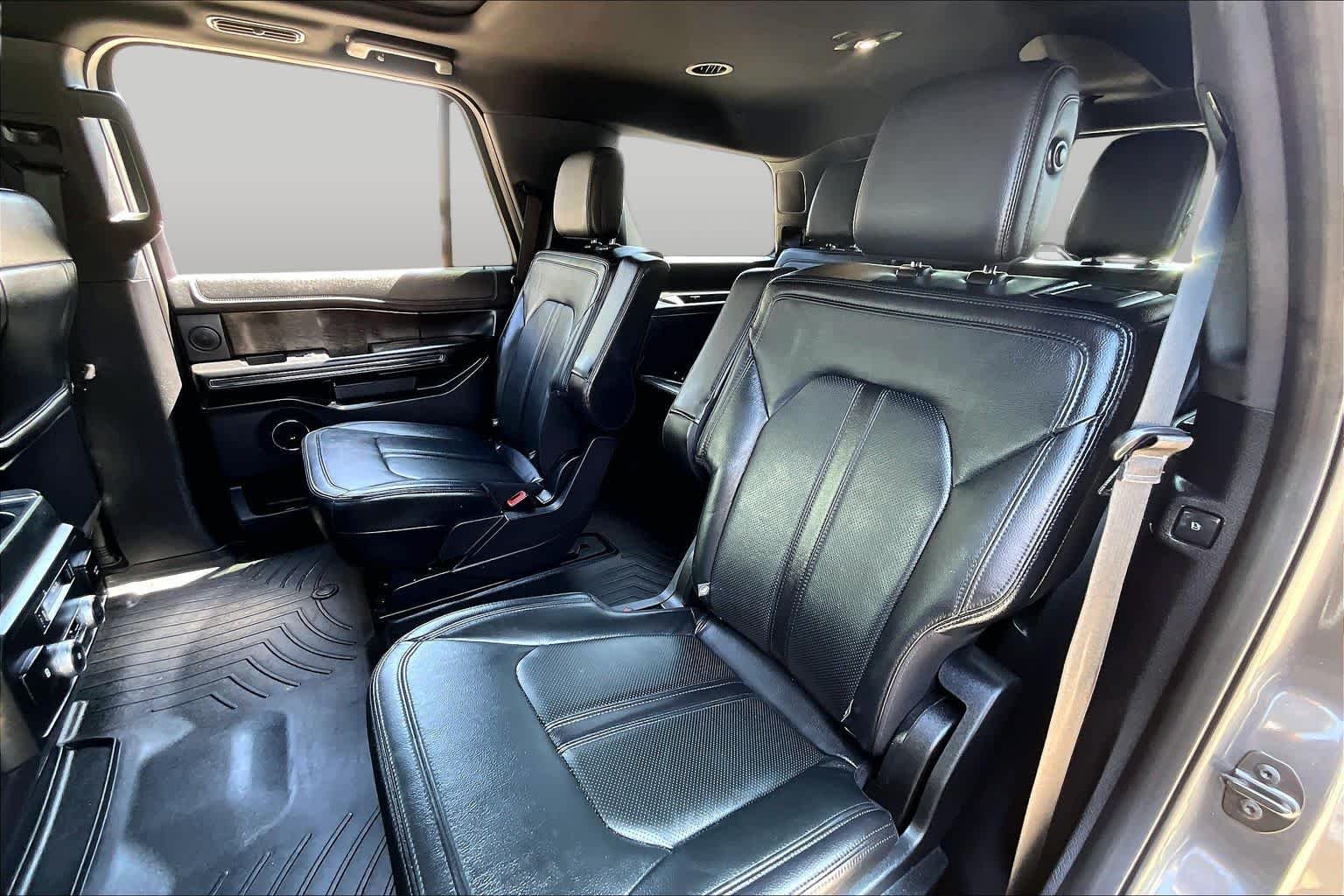 Used 2019 Magnetic Ford Limited image 21