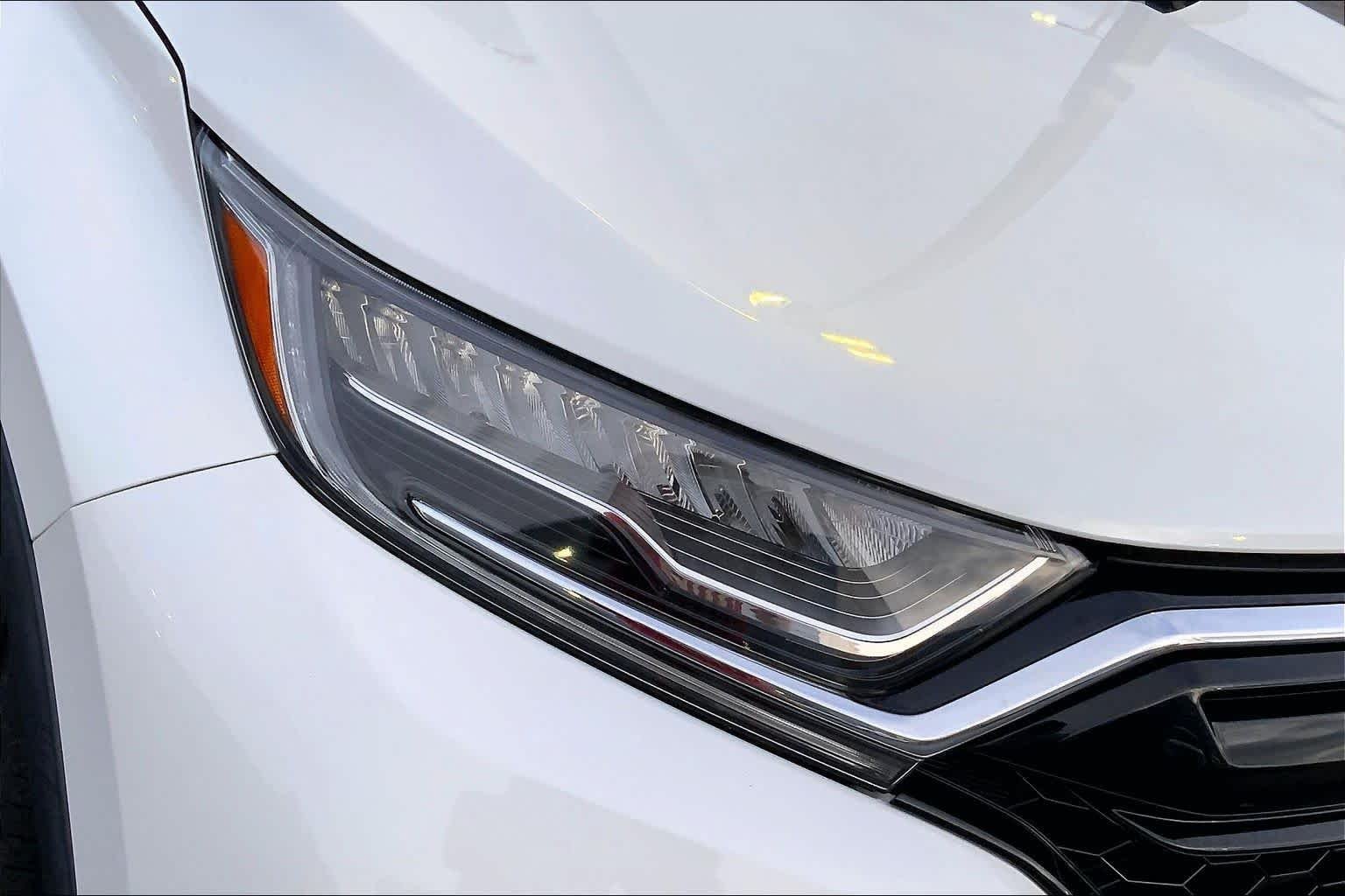 Used 2020 Platinum White Pearl Honda Touring image 26