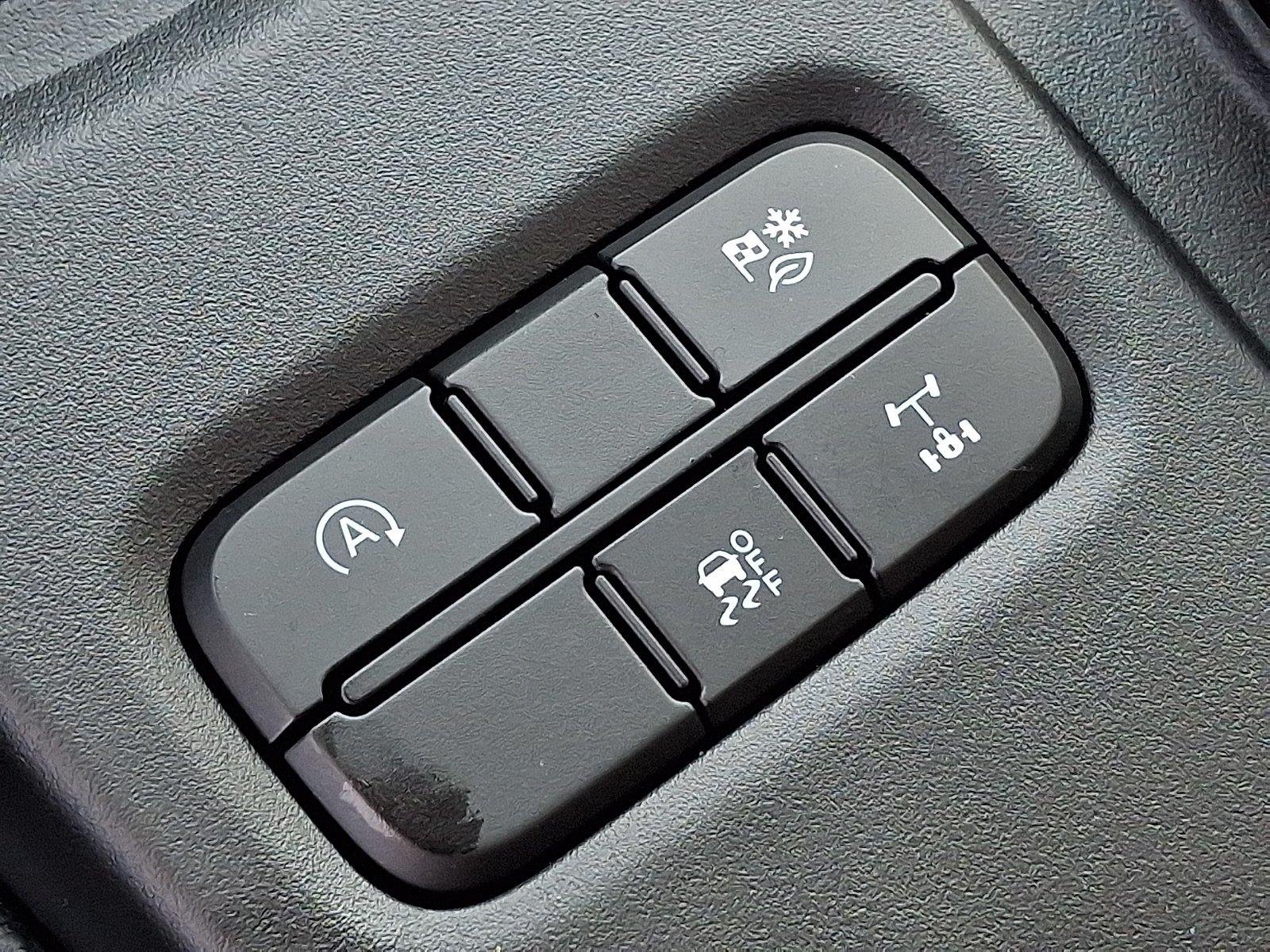 New 2026 Avalanche Ford XLT image 15