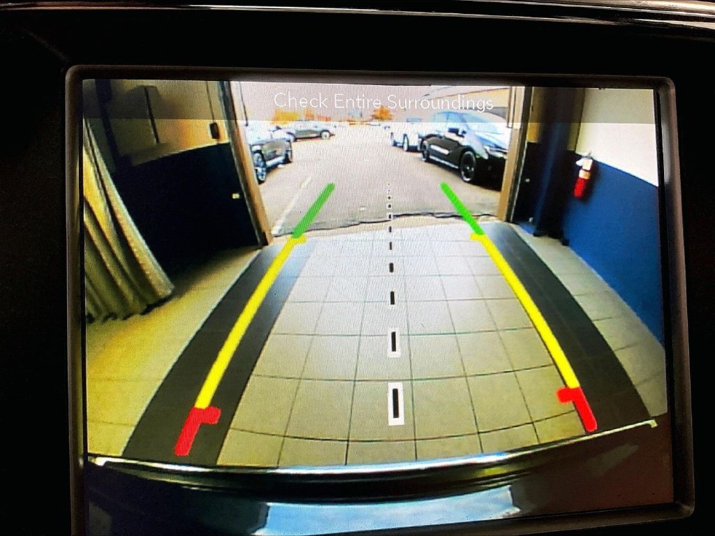 Used 2018 Gray Jeep Limited image 20