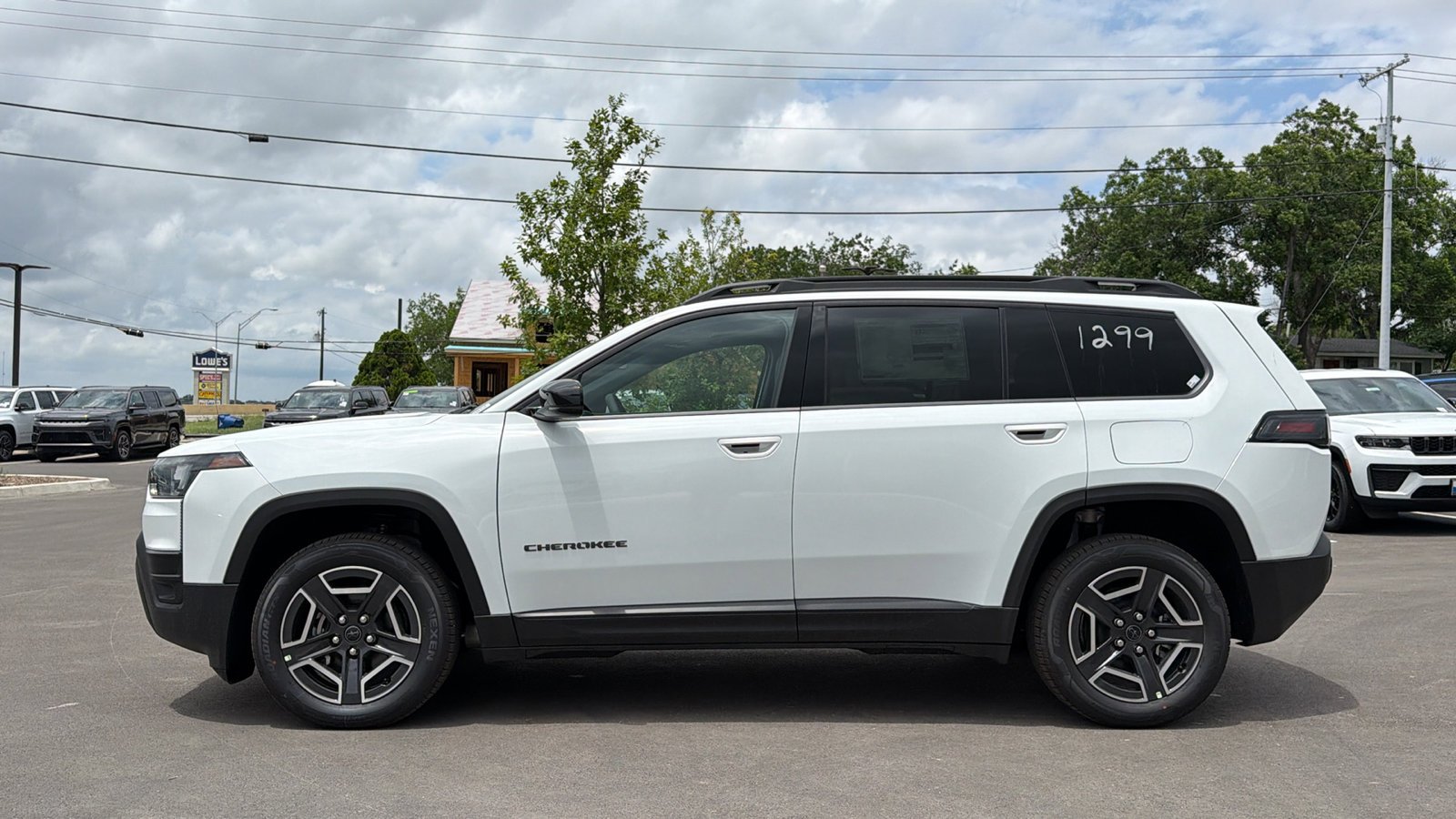 New 2026 Bright White Clear-Coat Exterior Paint Jeep Limited image 8