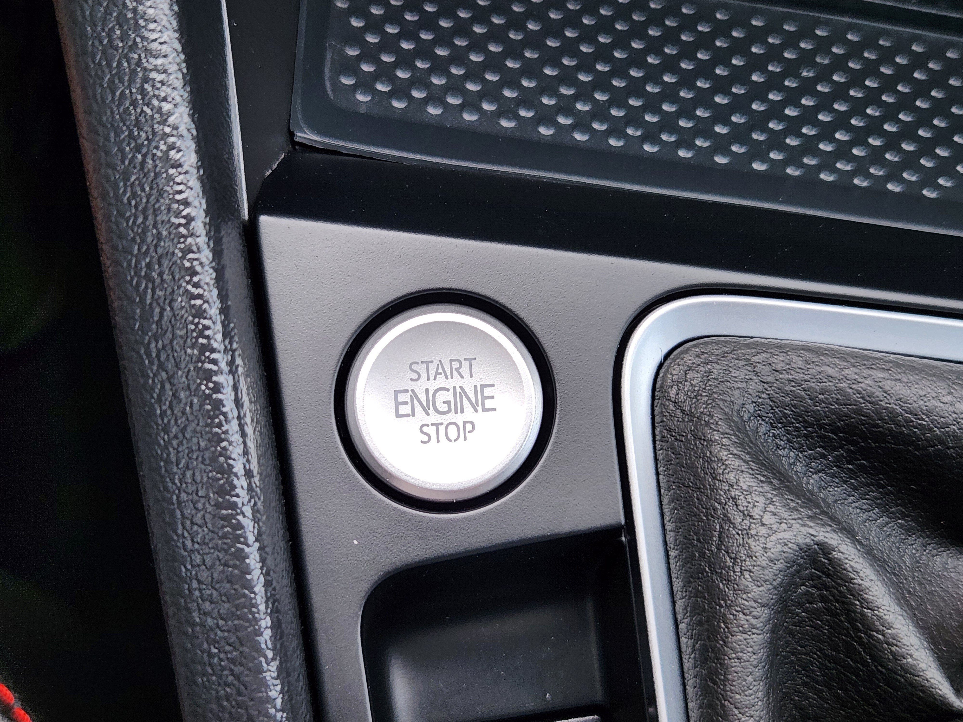 Certified Used 2025 Gray Volkswagen 2.0T Autobahn image 18