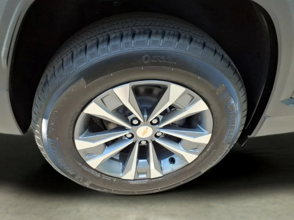2026 Chevrolet Equinox LT - Photo 32