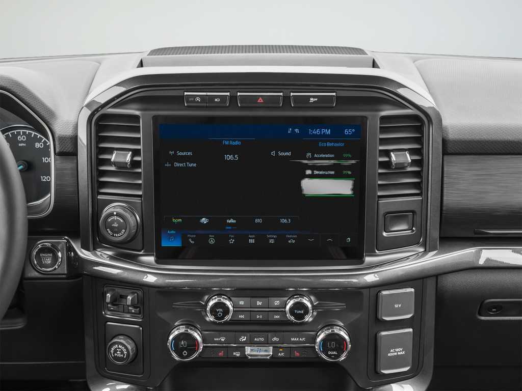 Used 2022 White Ford XLT image 16