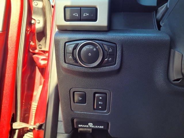 Used 2022 Red Ford Lariat image 16