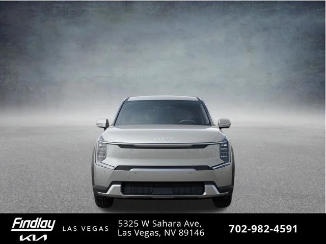 New 2026 White Kia Light image 2