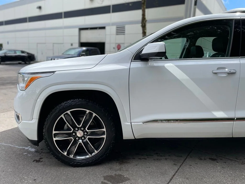 Used 2019 Summit White GMC Denali image 7